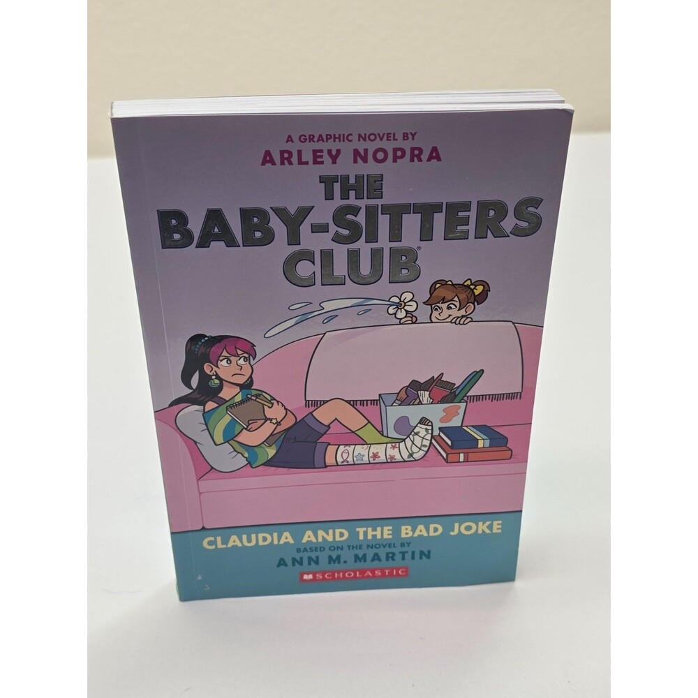 Claudia and the Bad Joke (The Baby-Sitters Club Graphic Novel #9) - Arley Nopra